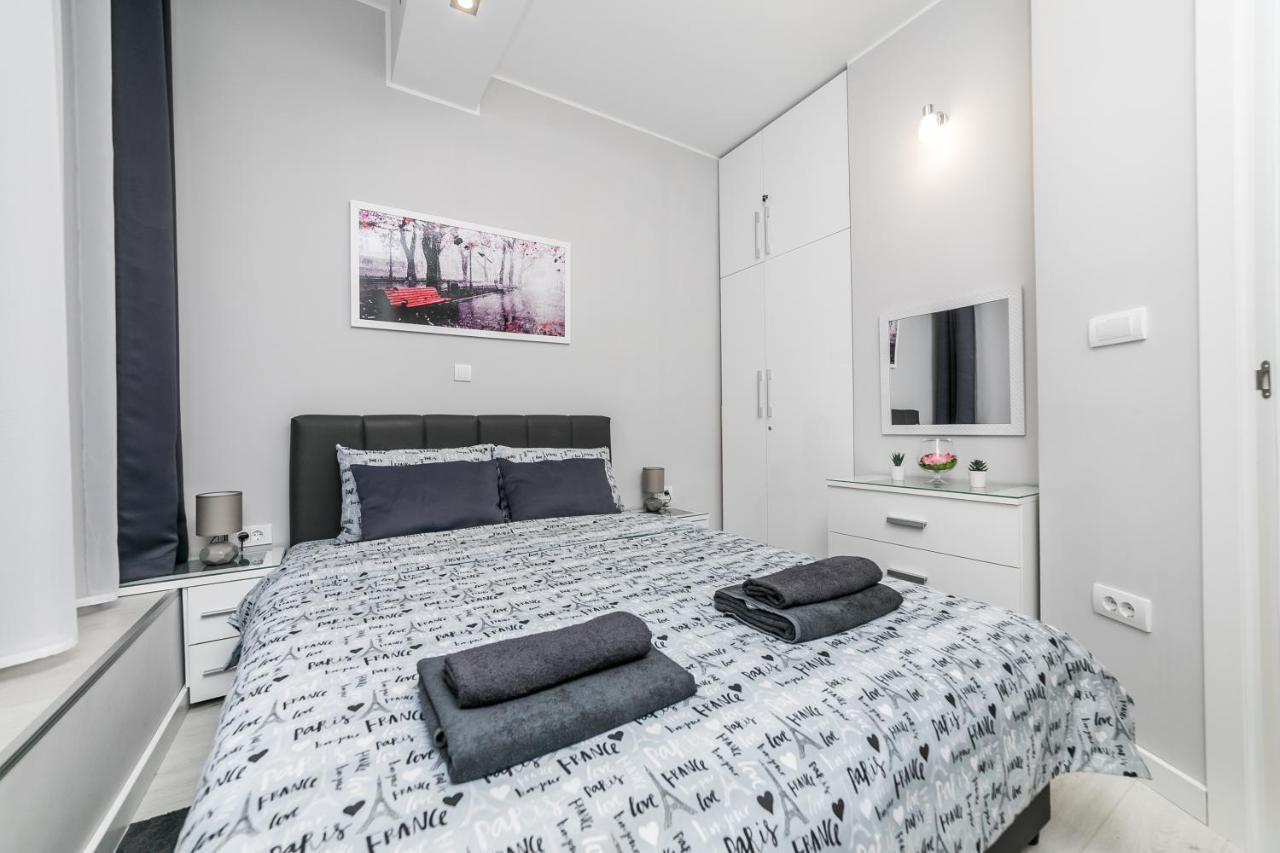 Gray Luxe Apartment Belgrade Exterior photo