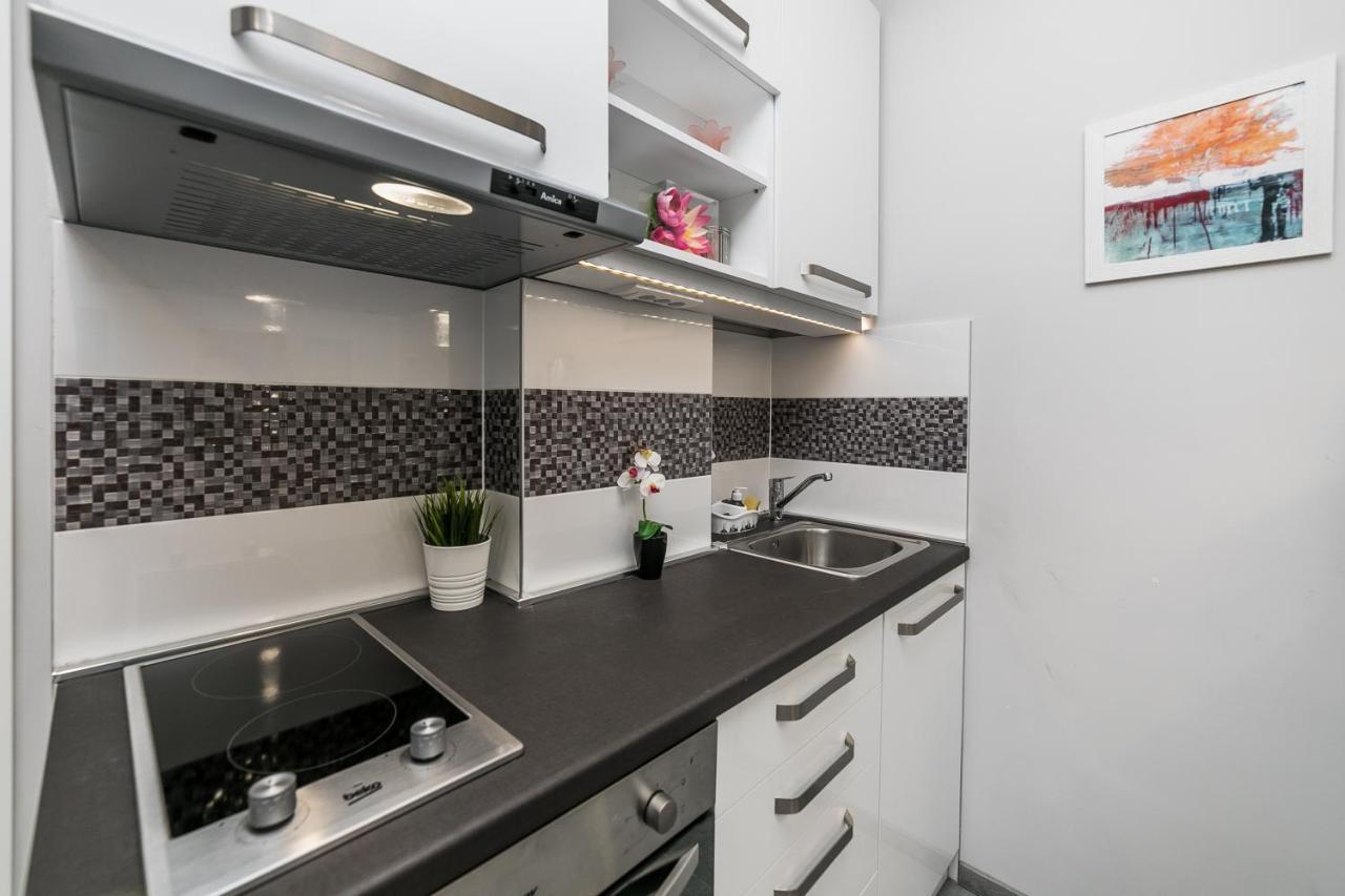 Gray Luxe Apartment Belgrade Exterior photo